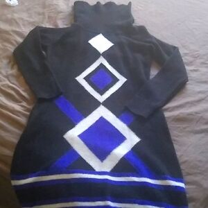 NWOT BCBGMAXAZRIA SWEATER DRESS